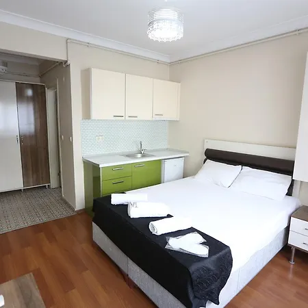 Sarah Suites Motell 3*