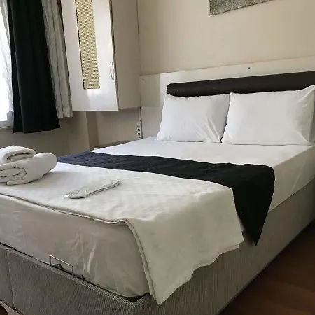 Motell Sarah Suites