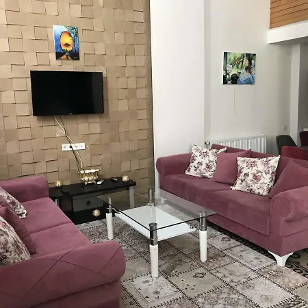 Sarah Suites