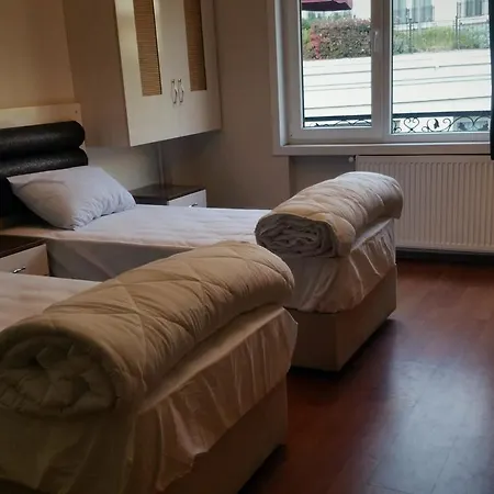 Sarah Suites